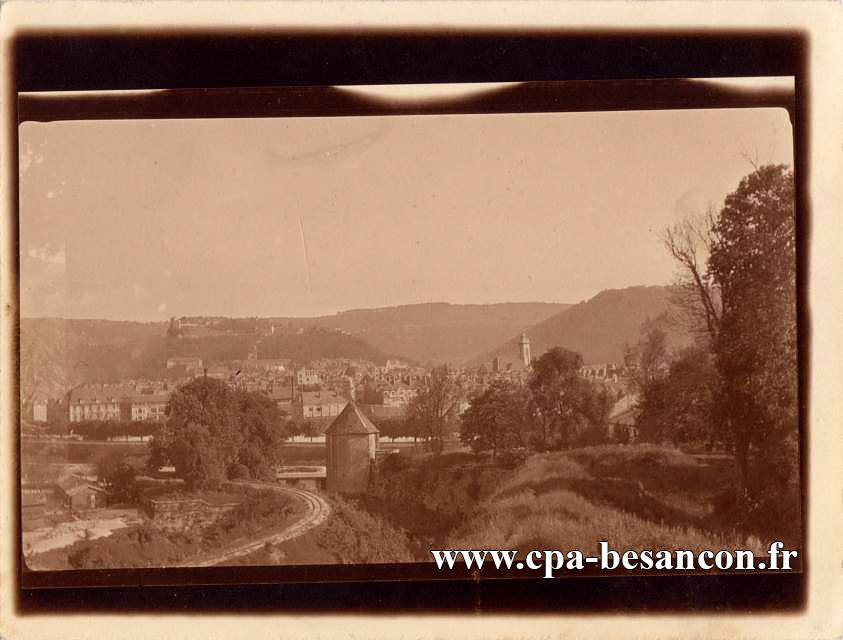 BESANÇON - Vue prise du Bastion de Battant - Chemin de fer de Vesoul